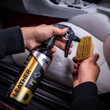 DOA Leather Shampoo – profesjonalny szampon do czyszczenia i pielęgnacji skóry 500ml DOA Leather Shampoo – profesjonalny szampon do czyszczenia i pielęgnacji skóry 500ml