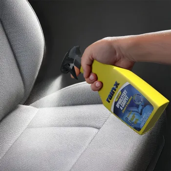 RAIN-X Upholstery Cleaner & Carpet Cleaner & Repellent - Produkt do czyszczenia i ochrony tapicerki oraz dywaników 500ml RAIN-X Upholstery Cleaner & Carpet Cleaner & Repellent - Produkt do czyszczenia i ochrony tapicerki oraz dywaników 500ml