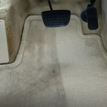 MEGUIARS Quik Solutions Carpet & Cloth Cleaning Kit - Kompleksowy zestaw do czyszczenia wnętrza, tapicerki i wykładzin MEGUIARS Quik Solutions Carpet & Cloth Cleaning Kit - Kompleksowy zestaw do czyszczenia wnętrza, tapicerki i wykładzin