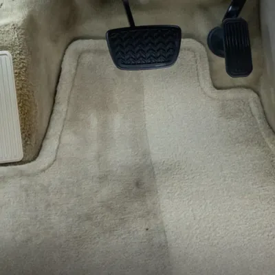 MEGUIARS Quik Solutions Carpet & Cloth Cleaning Kit - Kompleksowy zestaw do czyszczenia wnętrza, tapicerki i wykładzin MEGUIARS Quik Solutions Carpet & Cloth Cleaning Kit - Kompleksowy zestaw do czyszczenia wnętrza, tapicerki i wykładzin