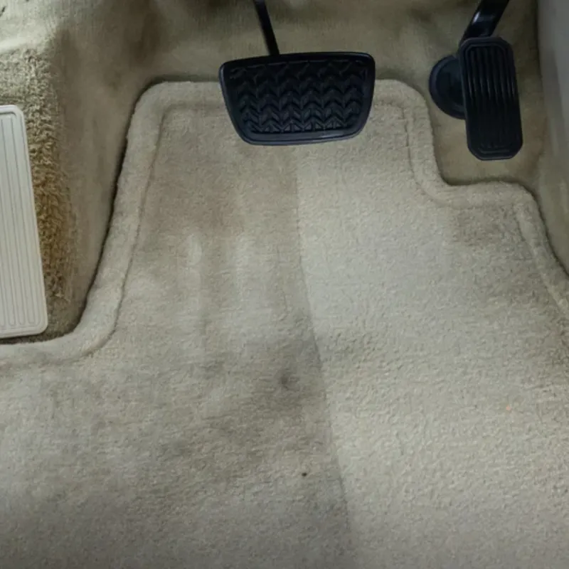 MEGUIARS Quik Solutions Carpet & Cloth Cleaning Kit - Kompleksowy zestaw do czyszczenia wnętrza, tapicerki i wykładzin MEGUIARS Quik Solutions Carpet & Cloth Cleaning Kit - Kompleksowy zestaw do czyszczenia wnętrza, tapicerki i wykładzin